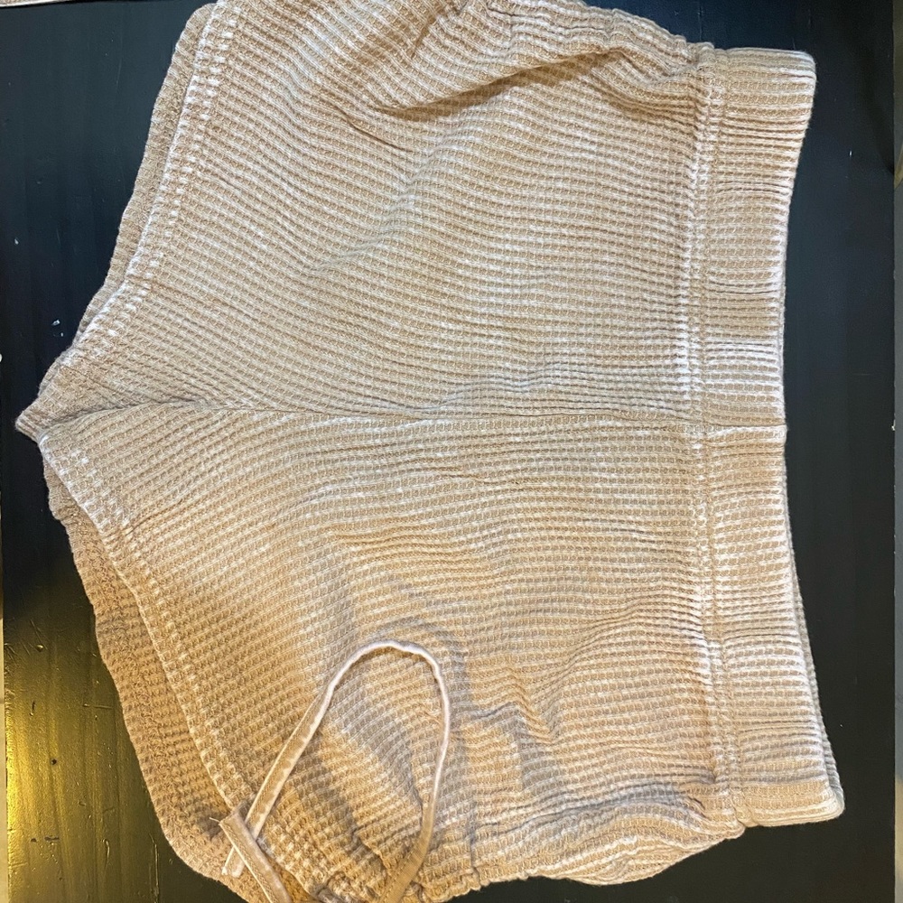 FOREVER 21 booty shorts